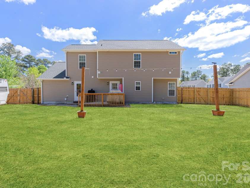 110 Saint Road, Richlands, NC 28574.  MLS# CAR4367854, YatesRealty ID 11227. Huge Backyard