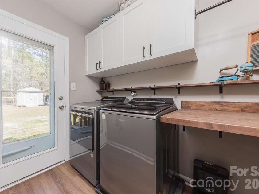 110 Saint Road, Richlands, NC 28574.  MLS# CAR4367854, YatesRealty ID 11227. Laundry Room