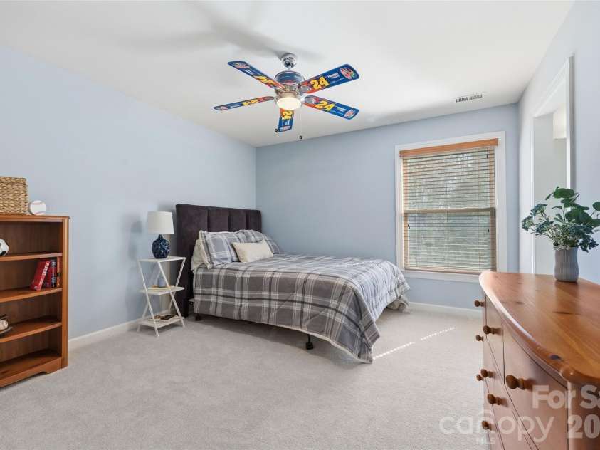 17142 Harcombe Drive, Charlotte, NC 28277.  MLS# CAR4357637, YatesRealty ID 11228. 4th bedroom