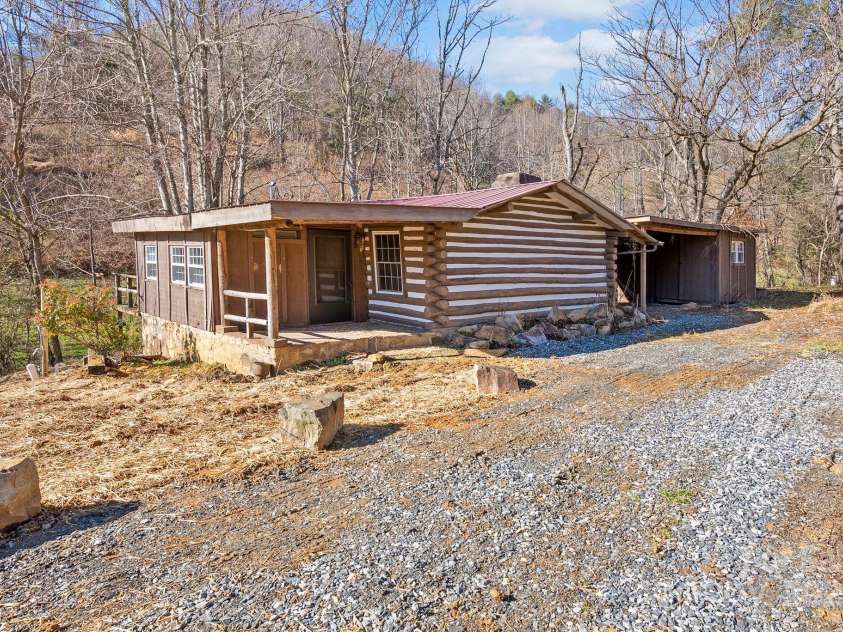 849 Ammons Branch Road, Marshall, NC 28753.  MLS# CAR4322765, YatesRealty ID 1123. 