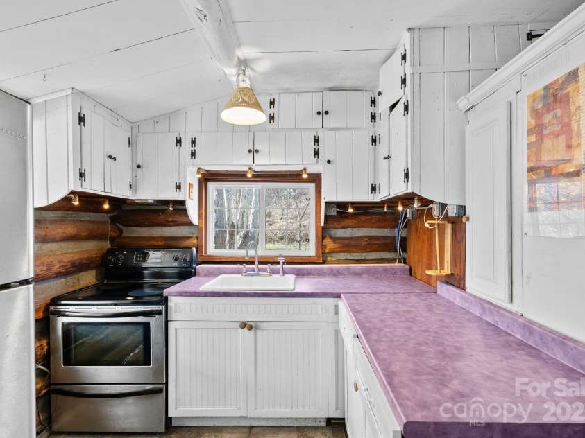 849 Ammons Branch Road, Marshall, NC 28753.  MLS# CAR4322765, YatesRealty ID 1123. 