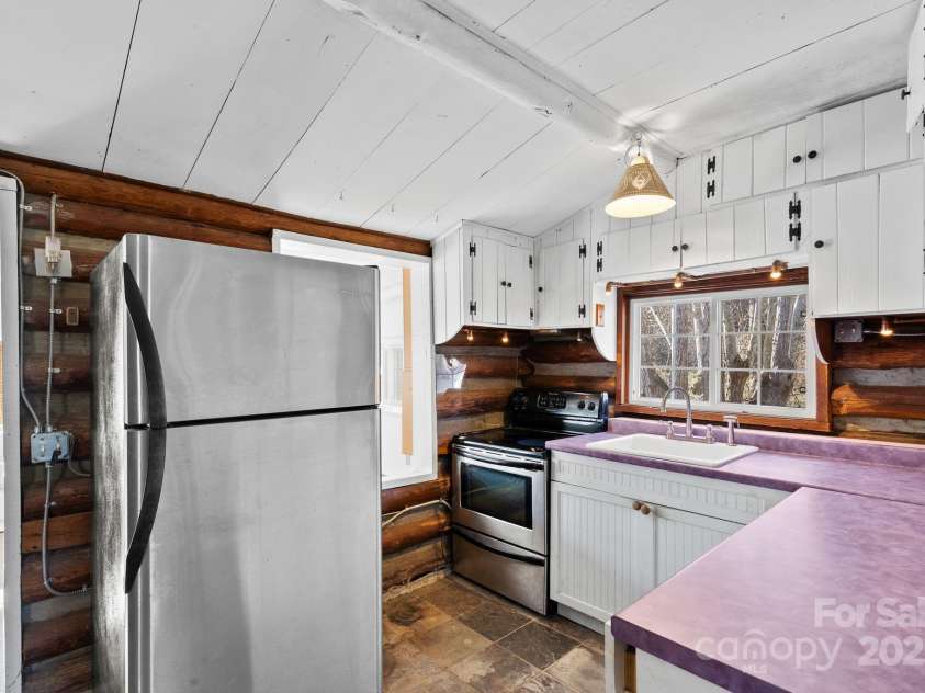 849 Ammons Branch Road, Marshall, NC 28753.  MLS# CAR4322765, YatesRealty ID 1123. 