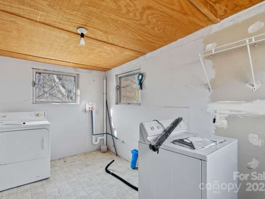 849 Ammons Branch Road, Marshall, NC 28753.  MLS# CAR4322765, YatesRealty ID 1123. 