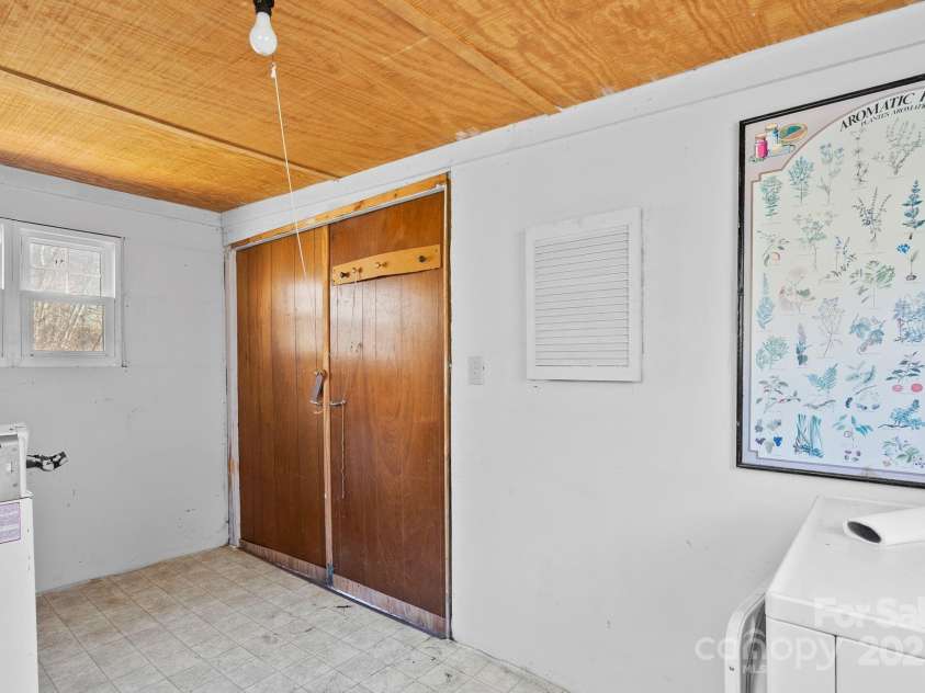 849 Ammons Branch Road, Marshall, NC 28753.  MLS# CAR4322765, YatesRealty ID 1123. 