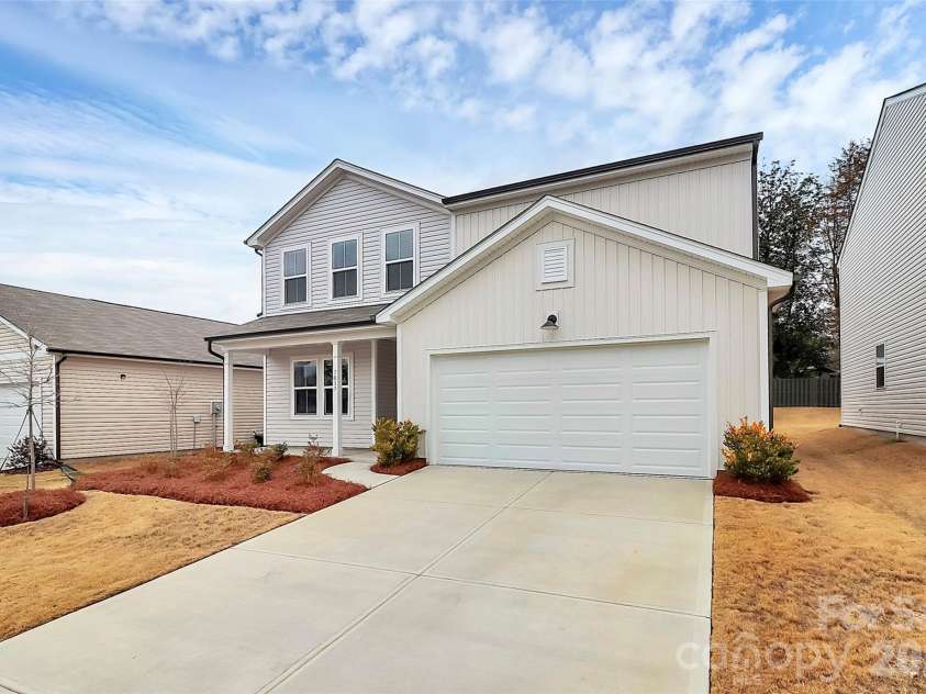 7013 Gale Force Lane, Charlotte, NC 28216.  MLS# CAR4347511, YatesRealty ID 11230. 