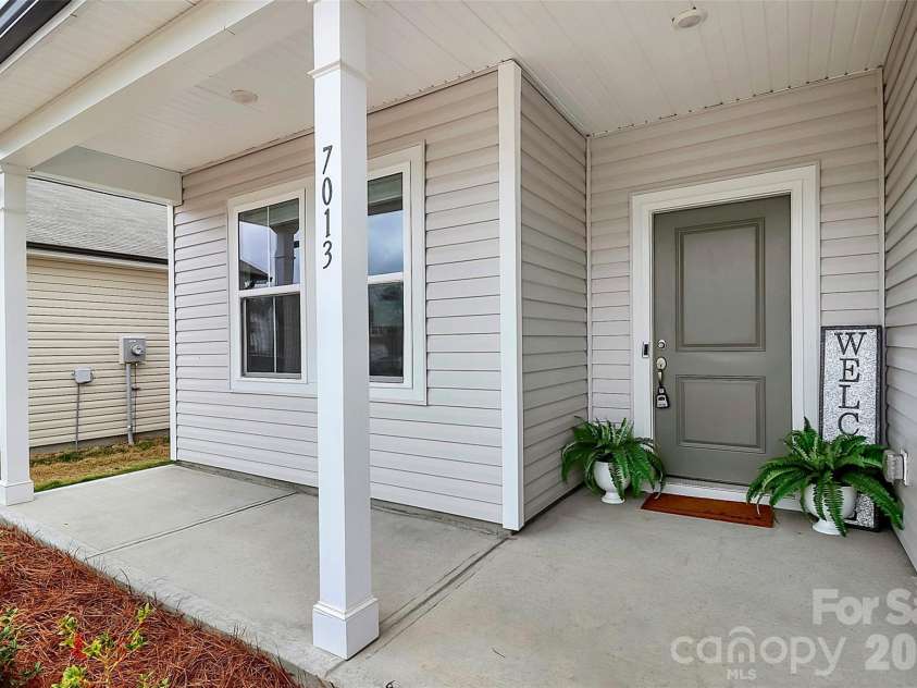 7013 Gale Force Lane, Charlotte, NC 28216.  MLS# CAR4347511, YatesRealty ID 11230. 