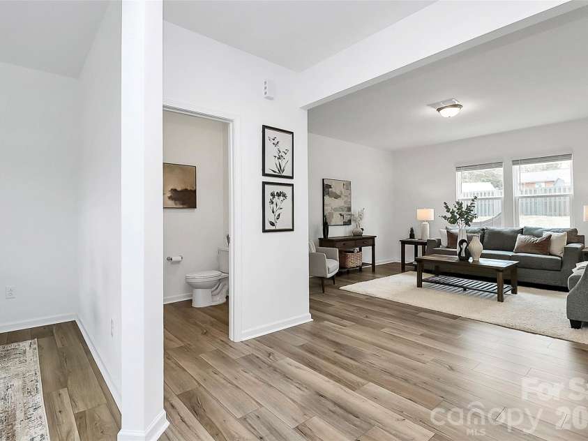 7013 Gale Force Lane, Charlotte, NC 28216.  MLS# CAR4347511, YatesRealty ID 11230. 