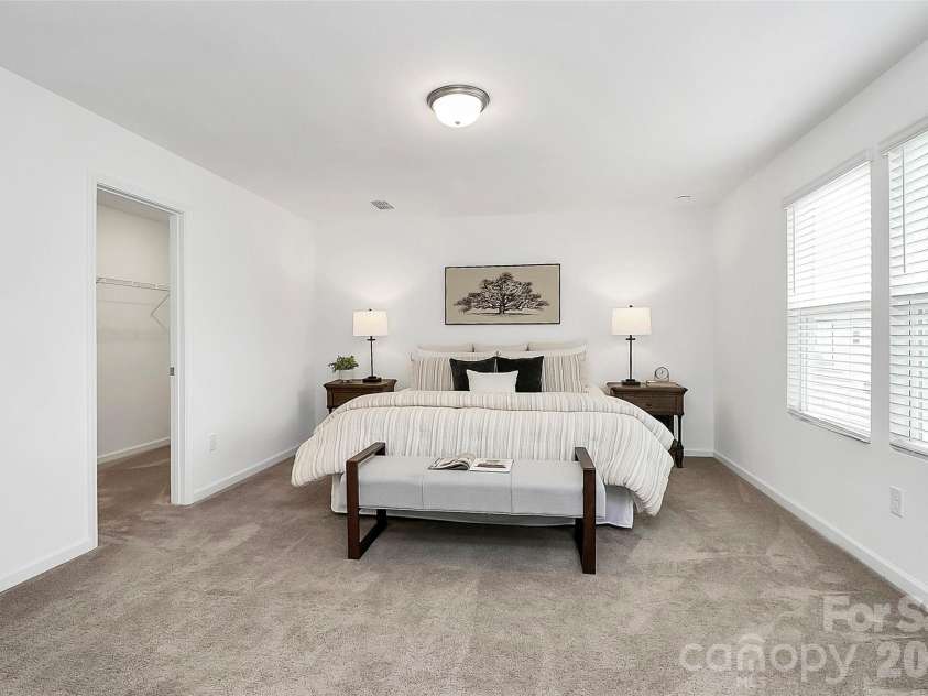 7013 Gale Force Lane, Charlotte, NC 28216.  MLS# CAR4347511, YatesRealty ID 11230. 