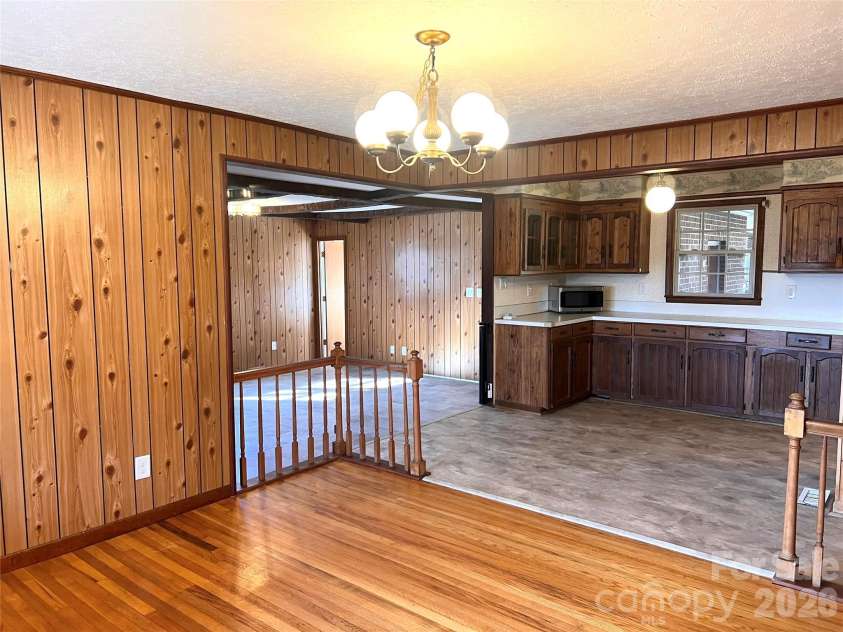 400 Stroupe Street, Mount Holly, NC 28120.  MLS# CAR4335175, YatesRealty ID 11231. 
