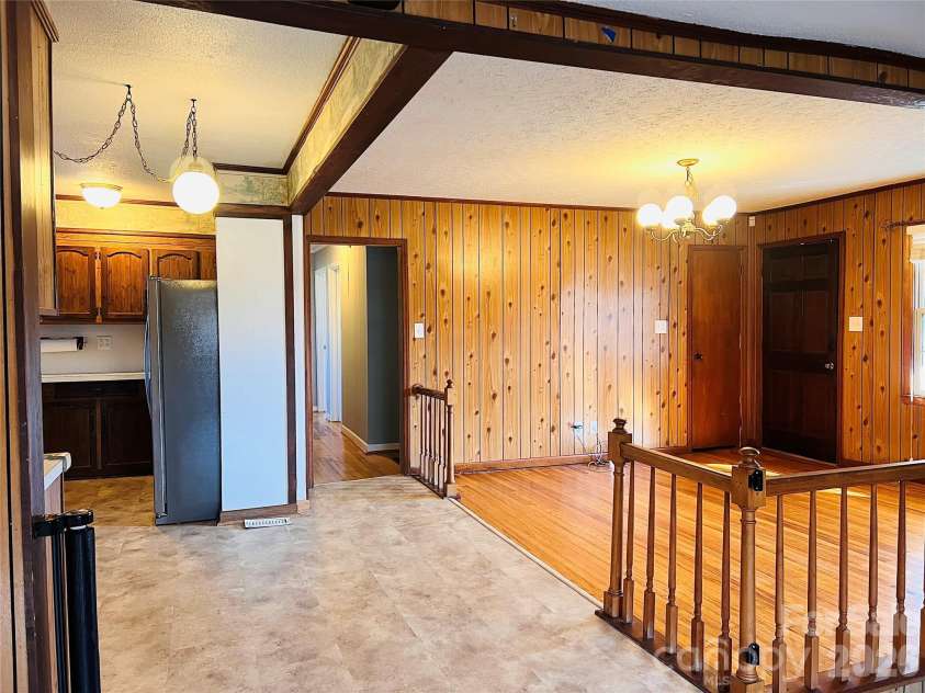 400 Stroupe Street, Mount Holly, NC 28120.  MLS# CAR4335175, YatesRealty ID 11231. 