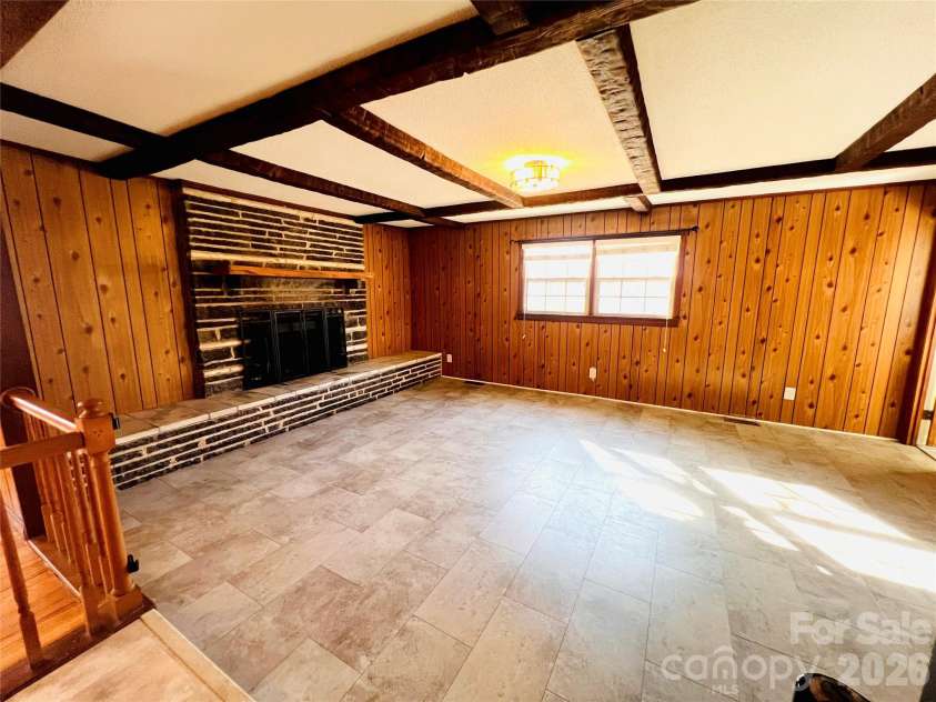 400 Stroupe Street, Mount Holly, NC 28120.  MLS# CAR4335175, YatesRealty ID 11231. 
