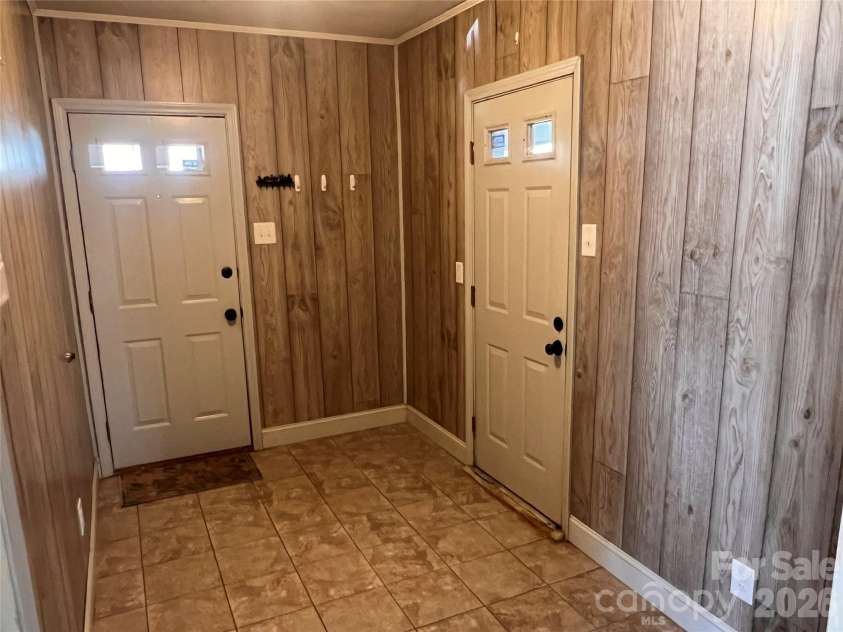 400 Stroupe Street, Mount Holly, NC 28120.  MLS# CAR4335175, YatesRealty ID 11231. 