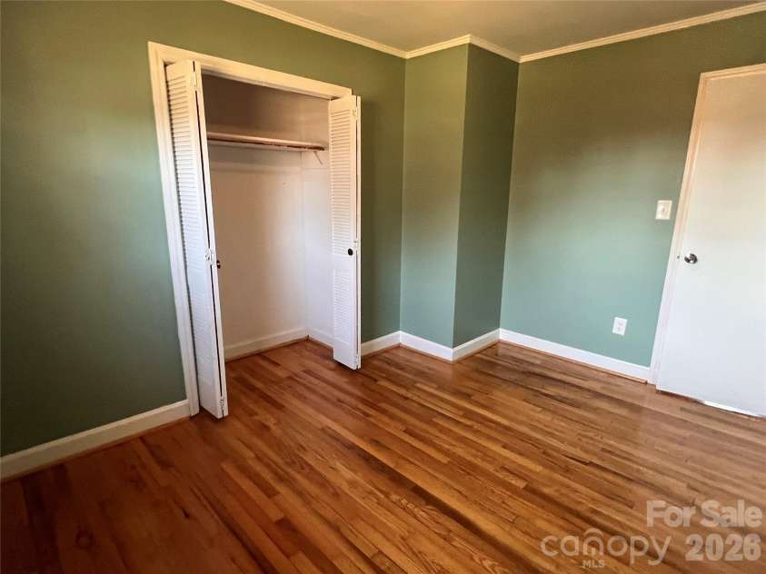 400 Stroupe Street, Mount Holly, NC 28120.  MLS# CAR4335175, YatesRealty ID 11231. 
