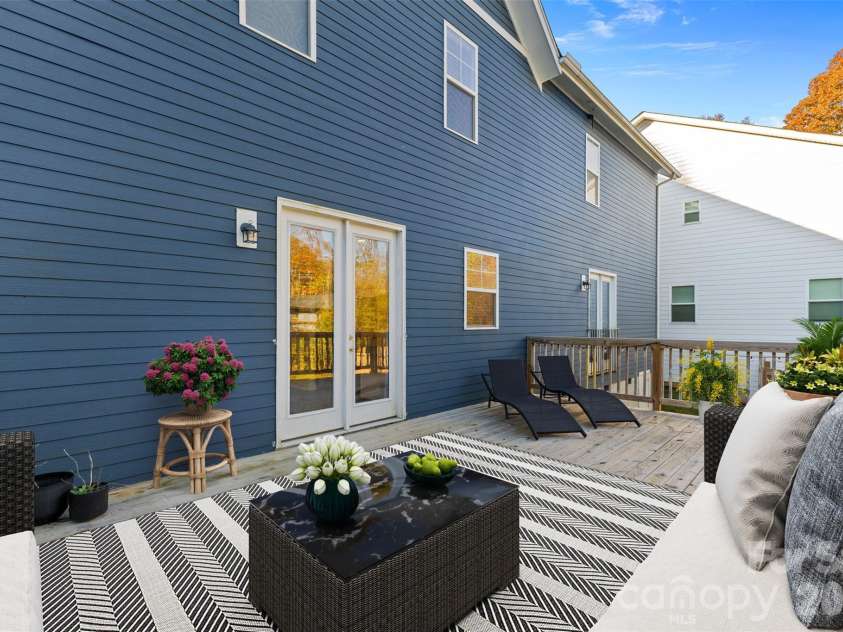 712 Rodey Avenue, Charlotte, NC 28206.  MLS# CAR4389685, YatesRealty ID 11234. 