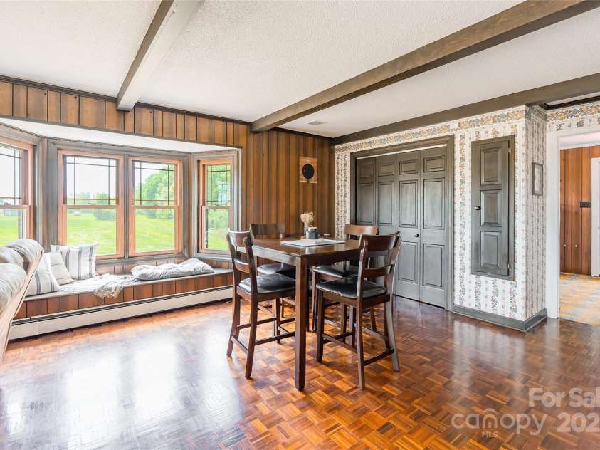 286 Bell Farm Road, Statesville, NC 28625.  MLS# CAR4249721, YatesRealty ID 11235. 