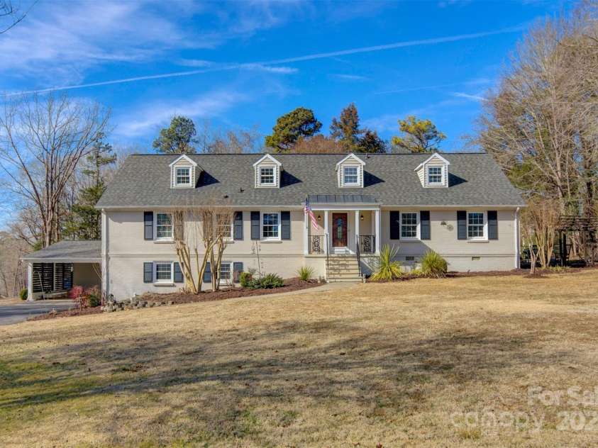 2273 Huffman Mill Road, Burlington, NC 27215.  MLS# CAR4219201, YatesRealty ID 11236. 