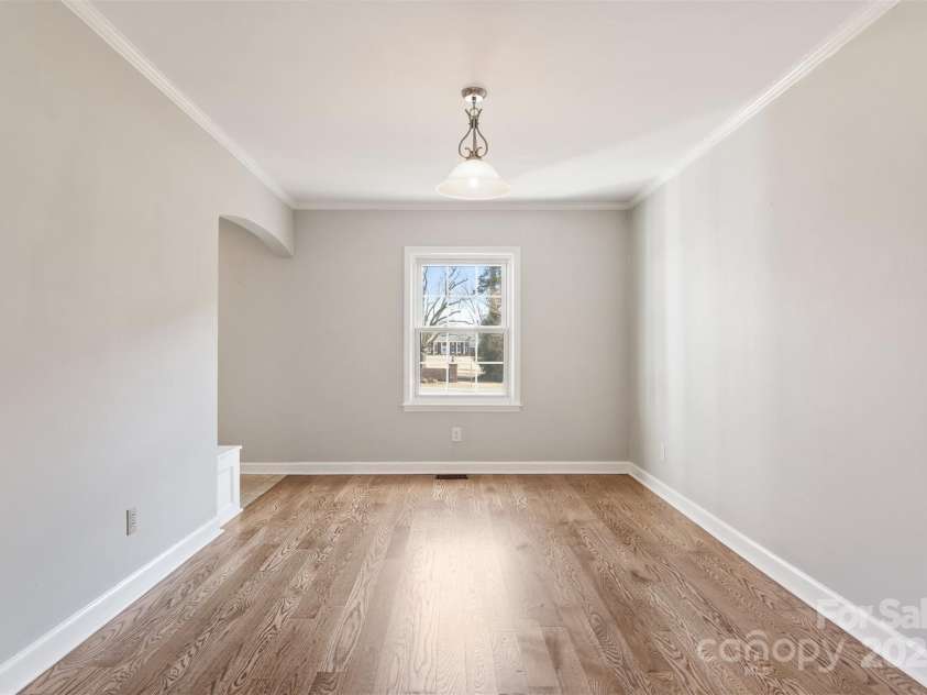 2273 Huffman Mill Road, Burlington, NC 27215.  MLS# CAR4219201, YatesRealty ID 11236. 