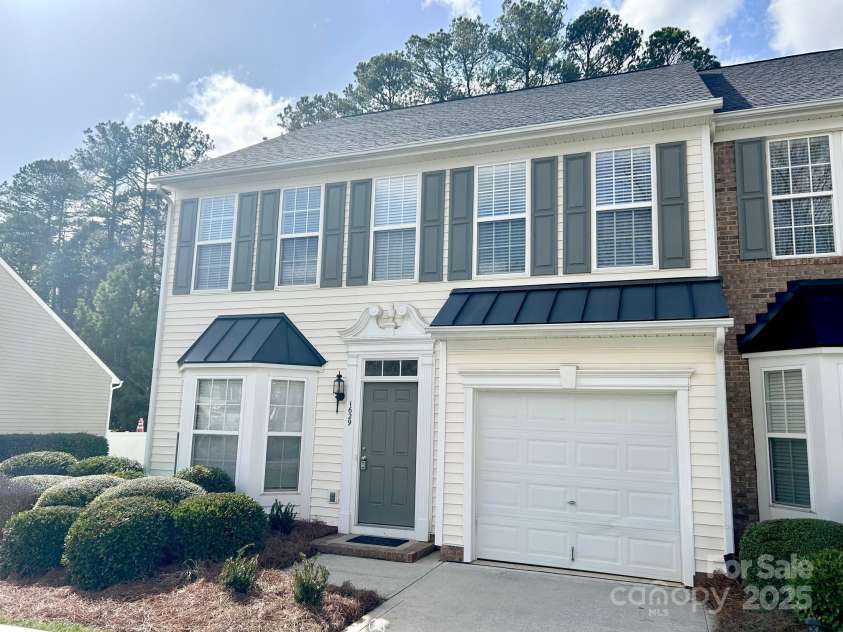 1629 Backcreek Lane, Gastonia, NC 28054.  MLS# CAR4230735, YatesRealty ID 11238. 