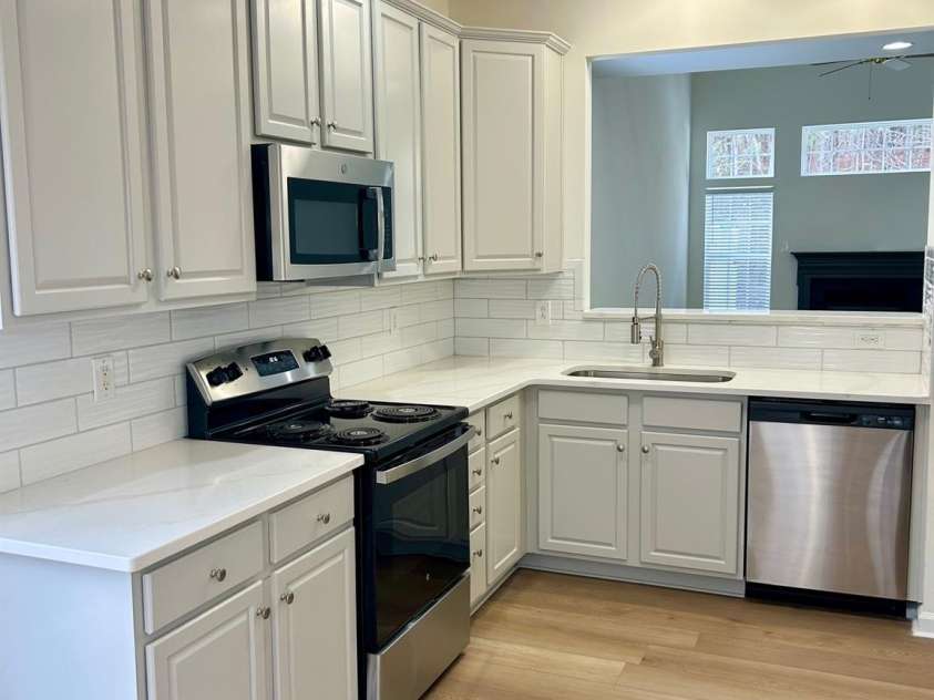 1629 Backcreek Lane, Gastonia, NC 28054.  MLS# CAR4230735, YatesRealty ID 11238. 
