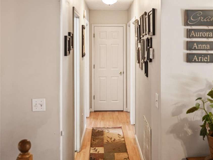 68 Windy Knoll Drive, Clyde, NC 28721.  MLS# CAR4222842, YatesRealty ID 1124. 