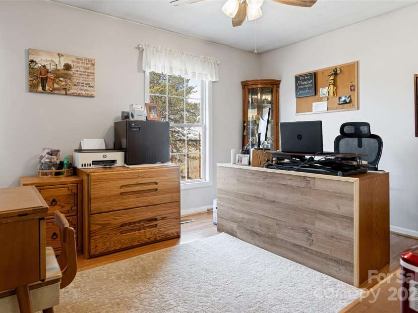 68 Windy Knoll Drive, Clyde, NC 28721.  MLS# CAR4222842, YatesRealty ID 1124. 