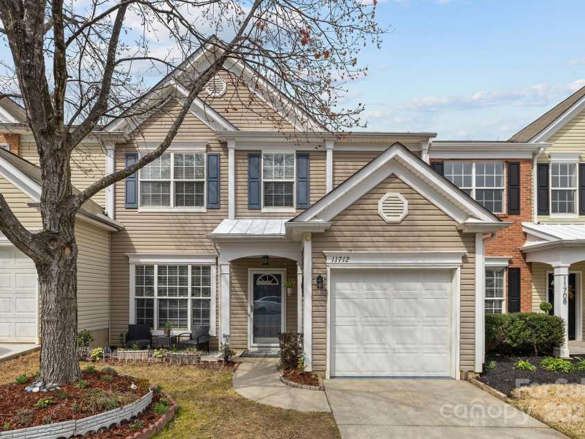 11712 Huxley Road, Charlotte, NC 28277.  MLS# CAR4231624, YatesRealty ID 11240. 