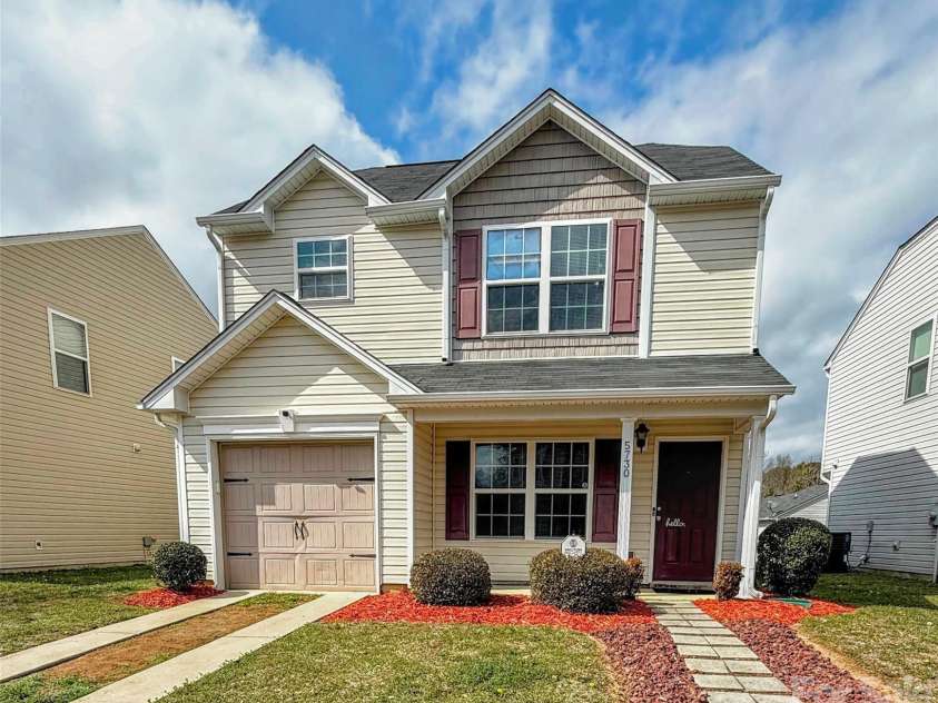 5730 Natick Drive, Charlotte, NC 28214.  MLS# CAR4356555, YatesRealty ID 11241. 