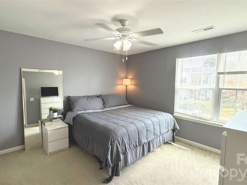 5730 Natick Drive, Charlotte, NC 28214.  MLS# CAR4356555, YatesRealty ID 11241. 