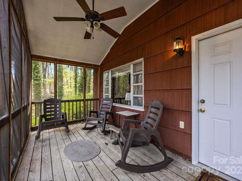 356 Azalea Drive, Maggie Valley, NC 28751.  MLS# CAR4196548, YatesRealty ID 11242. 