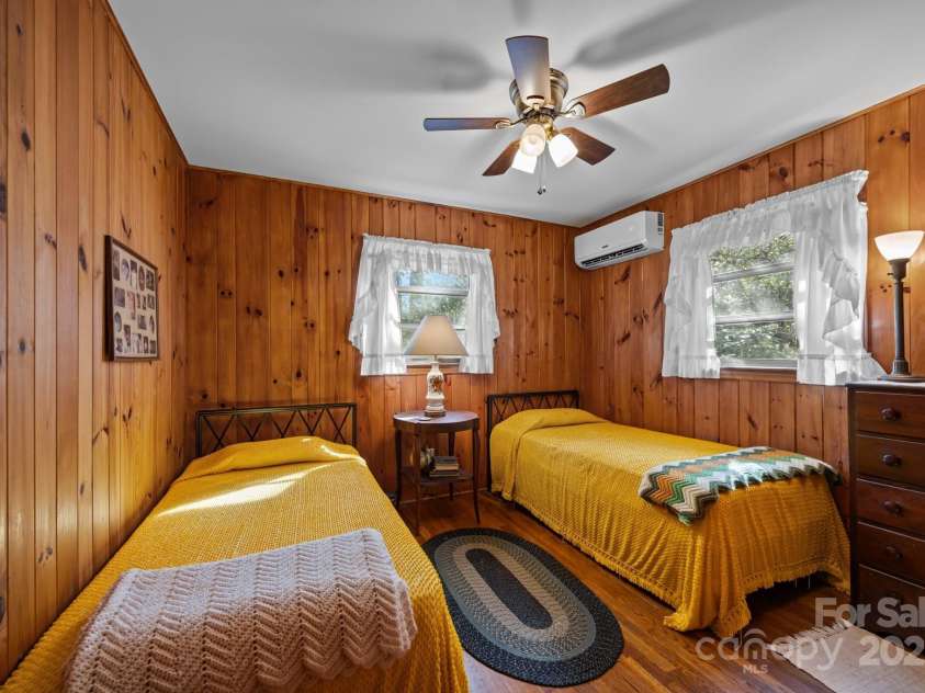 356 Azalea Drive, Maggie Valley, NC 28751.  MLS# CAR4196548, YatesRealty ID 11242. 