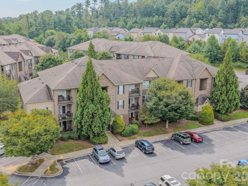 291 Brickton Village Circle, Fletcher, NC 28732.  MLS# CAR4403868, YatesRealty ID 11244. 
