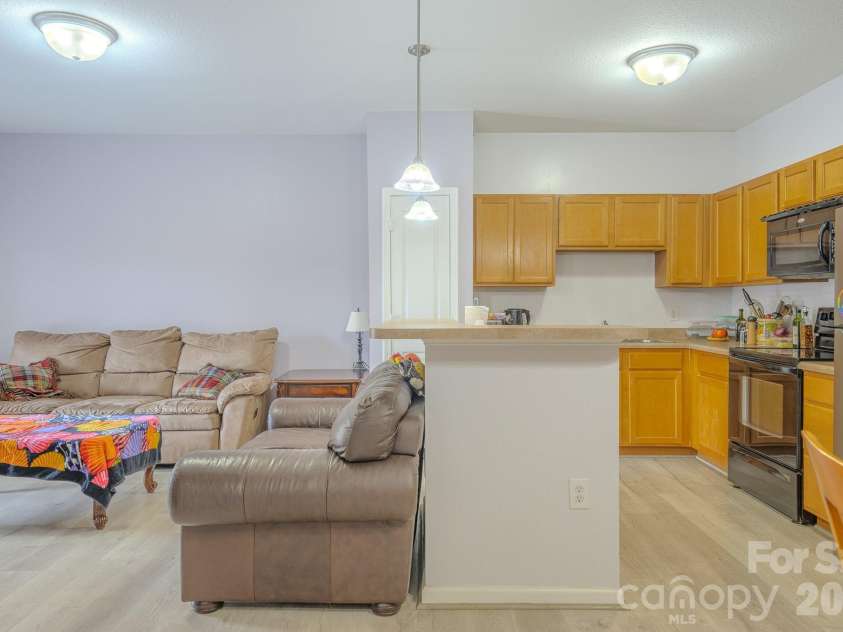 291 Brickton Village Circle, Fletcher, NC 28732.  MLS# CAR4403868, YatesRealty ID 11244. 