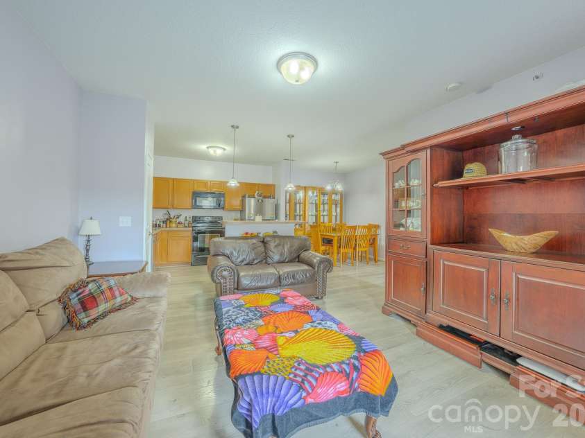 291 Brickton Village Circle, Fletcher, NC 28732.  MLS# CAR4403868, YatesRealty ID 11244. 