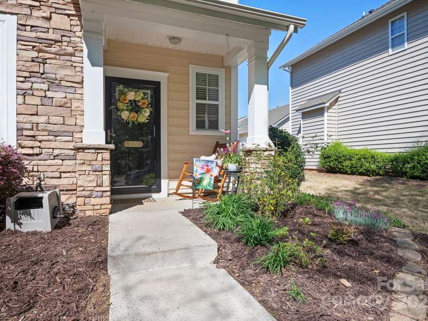 8524 Sunset Hill Road, Waxhaw, NC 28173.  MLS# CAR4245916, YatesRealty ID 11244. 