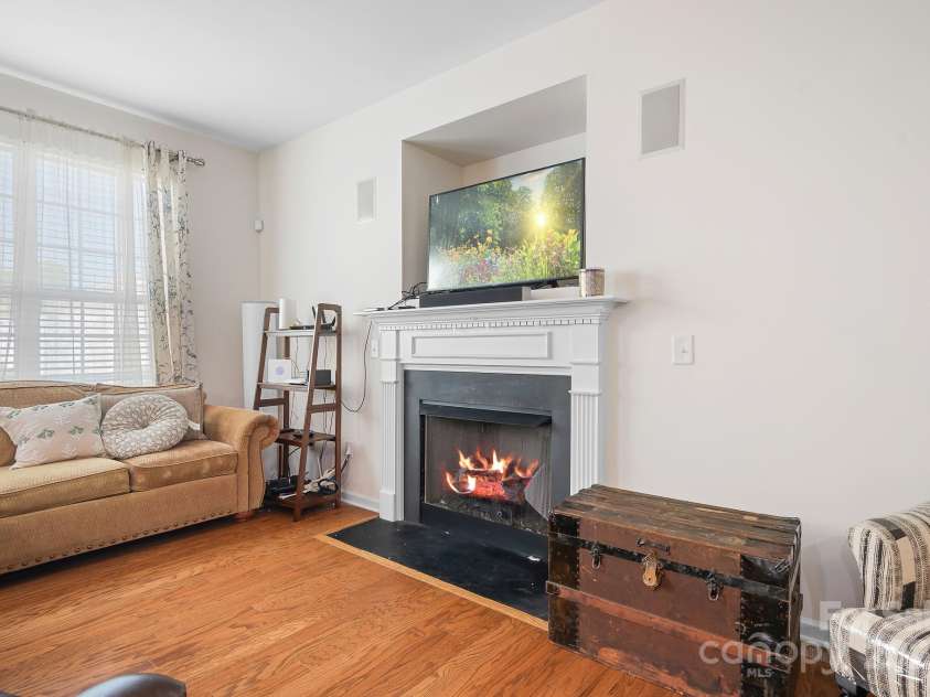 8524 Sunset Hill Road, Waxhaw, NC 28173.  MLS# CAR4245916, YatesRealty ID 11244. 