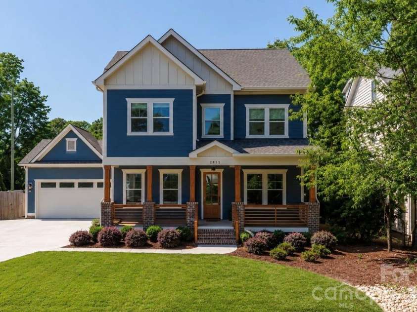 2852 Dorchester Place, Charlotte, NC 28209.  MLS# CAR4342393, YatesRealty ID 11245. 