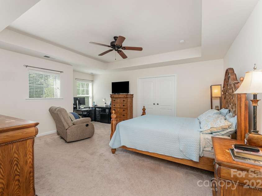 4861 Samuel Pinckney Drive, Belmont, NC 28012.  MLS# CAR4247835, YatesRealty ID 11245. 