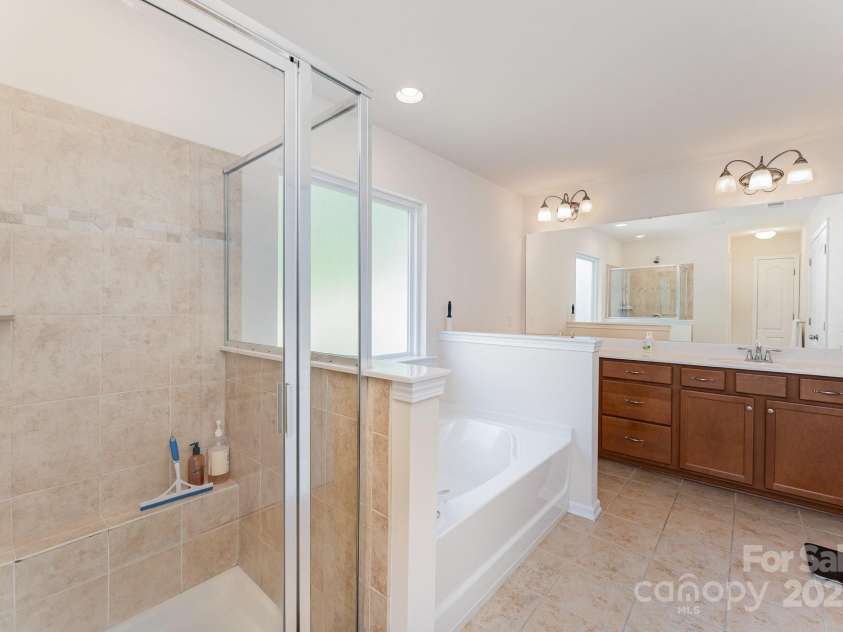 4861 Samuel Pinckney Drive, Belmont, NC 28012.  MLS# CAR4247835, YatesRealty ID 11245. 