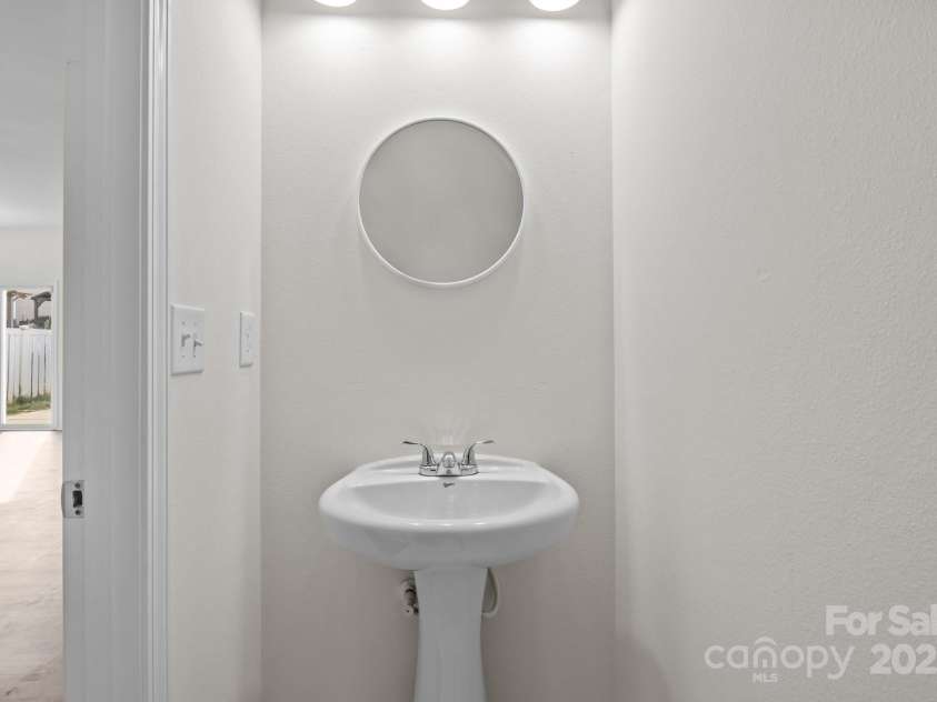 1028 Willow Wind Drive, Gastonia, NC 28054.  MLS# CAR4238640, YatesRealty ID 11246. 