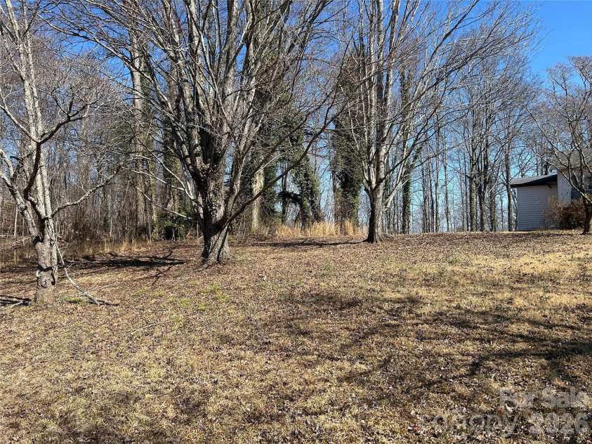 859 Stacy Hill Road, Nebo, NC 28761.  MLS# CAR4352178, YatesRealty ID 11246. 