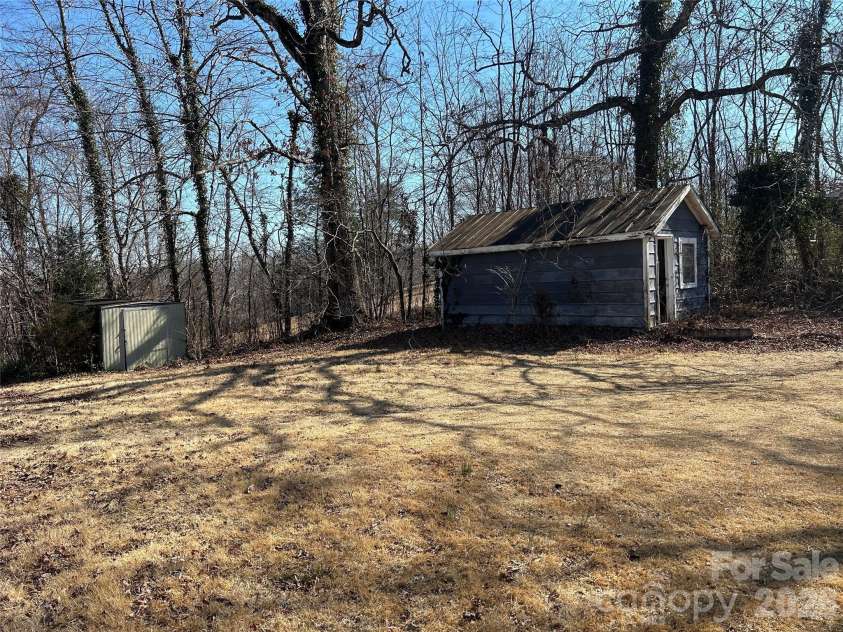 859 Stacy Hill Road, Nebo, NC 28761.  MLS# CAR4352178, YatesRealty ID 11246. 