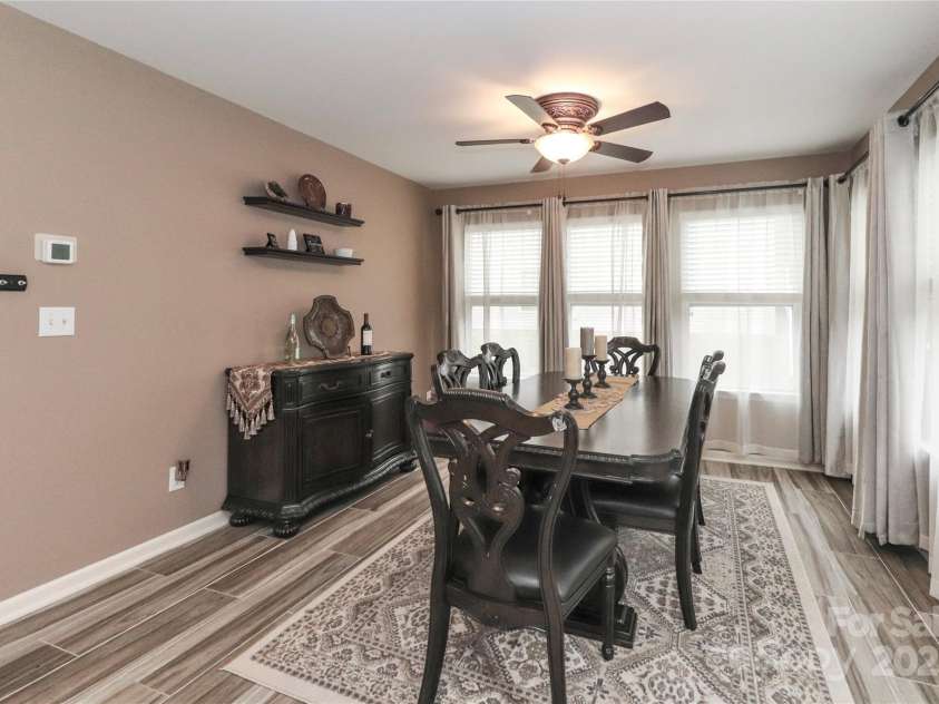 1135 Valley Street, Statesville, NC 28677.  MLS# CAR4242508, YatesRealty ID 11247. 