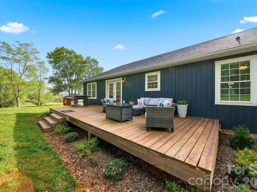 490 Dudley Shoals Road, Granite Falls, NC 28630.  MLS# CAR4365976, YatesRealty ID 11247. 