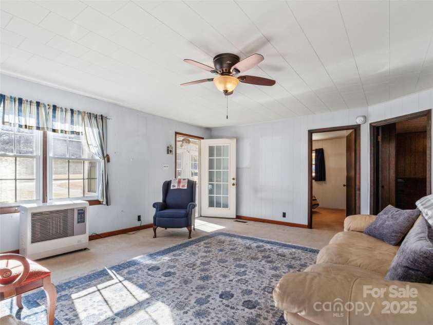1879 White Oak Road, Burnsville, NC 28714.  MLS# CAR4319421, YatesRealty ID 11248. 