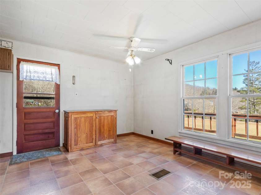 1879 White Oak Road, Burnsville, NC 28714.  MLS# CAR4319421, YatesRealty ID 11248. 
