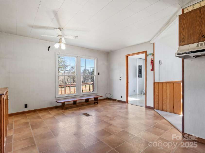 1879 White Oak Road, Burnsville, NC 28714.  MLS# CAR4319421, YatesRealty ID 11248. 