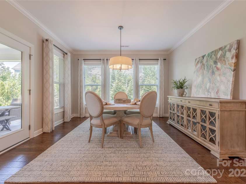 5128 Oakhaven Lane, Fort Mill, SC 29708.  MLS# CAR4253381, YatesRealty ID 11248. Breakfast Room