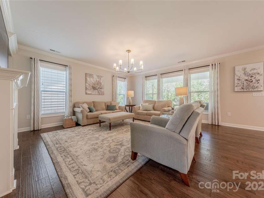 5128 Oakhaven Lane, Fort Mill, SC 29708.  MLS# CAR4253381, YatesRealty ID 11248. Great Room