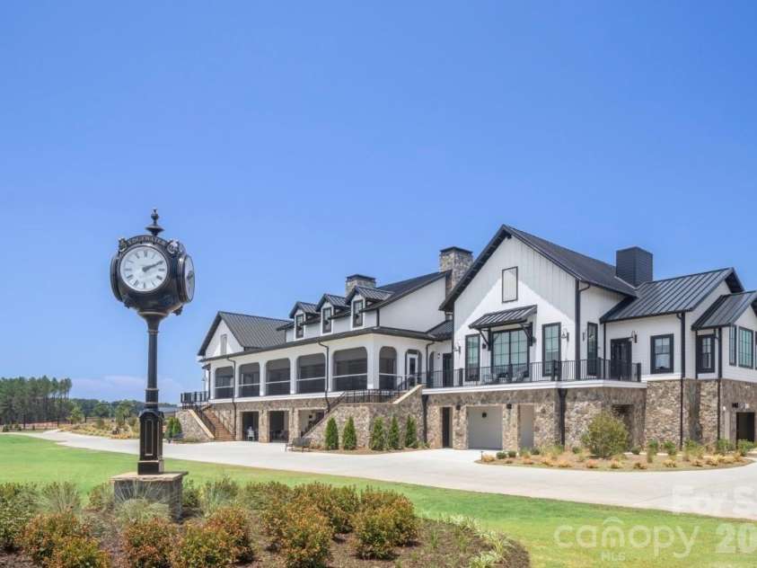 21228 Sanctuary Drive, Lancaster, SC 29720.  MLS# CAR4364757, YatesRealty ID 11249. 