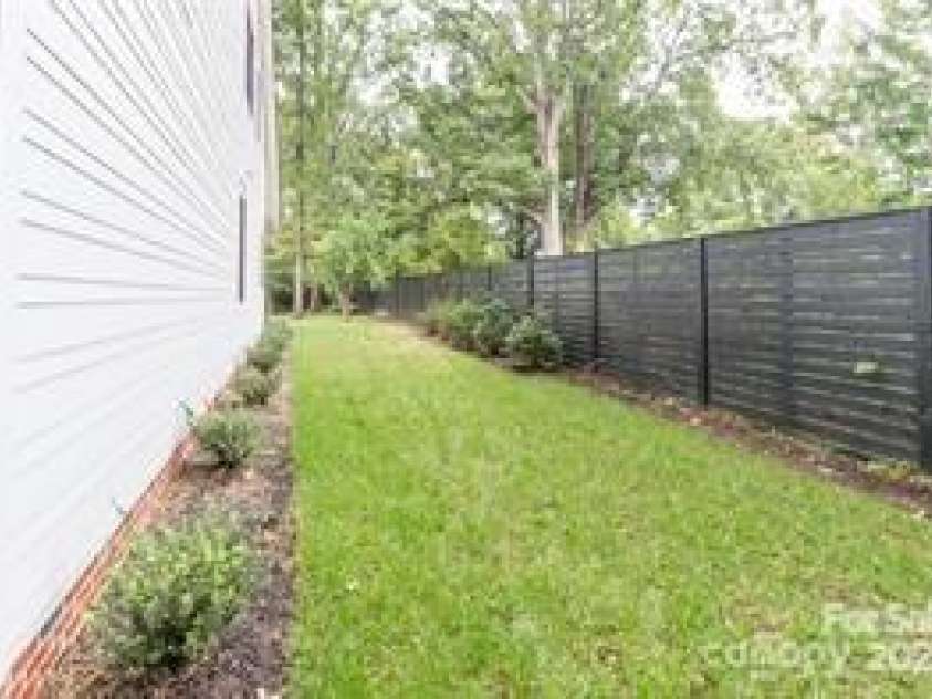 2002 Summey Avenue, Charlotte, NC 28205.  MLS# CAR4218426, YatesRealty ID 1125. 